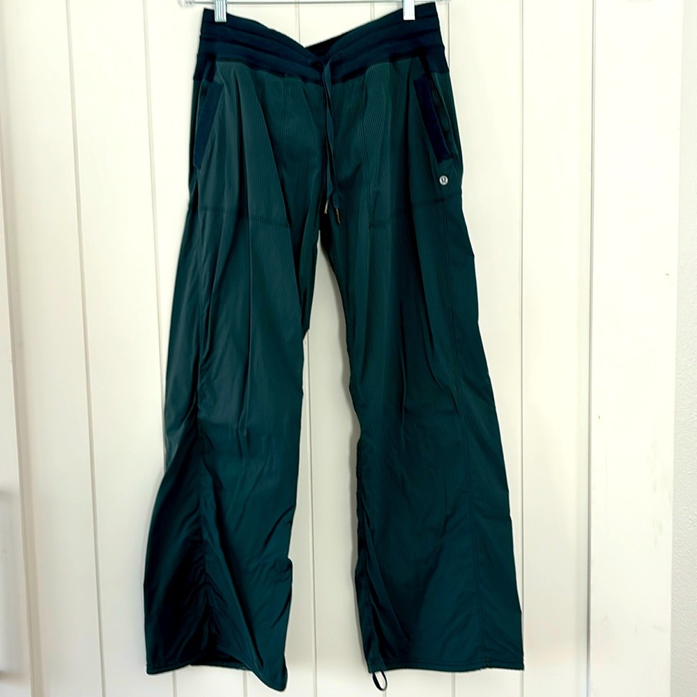 Lululemon atheletic pants